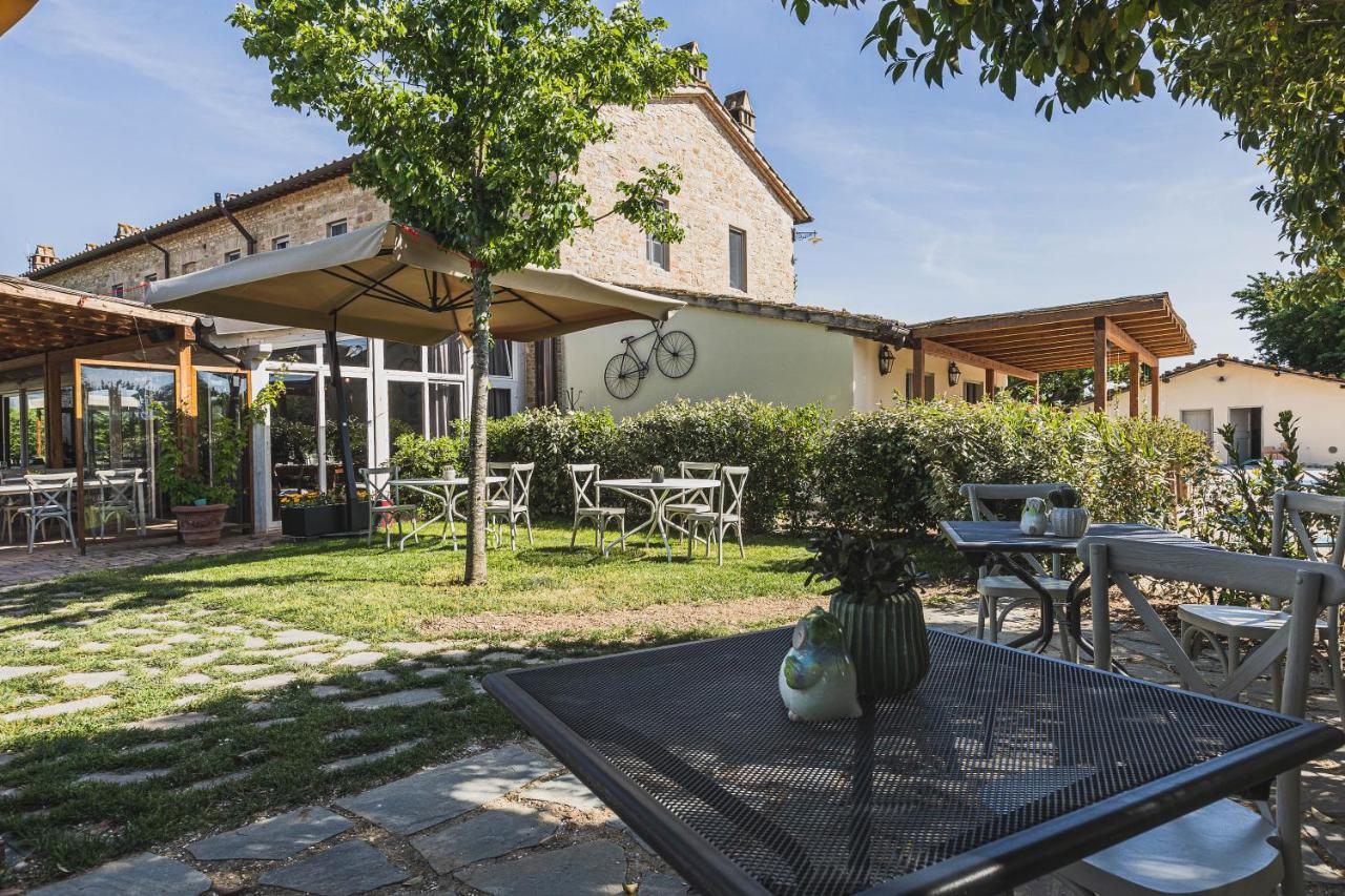 Favorita Food&Wine Resort バスティーア・ウンブラ エクステリア 写真
