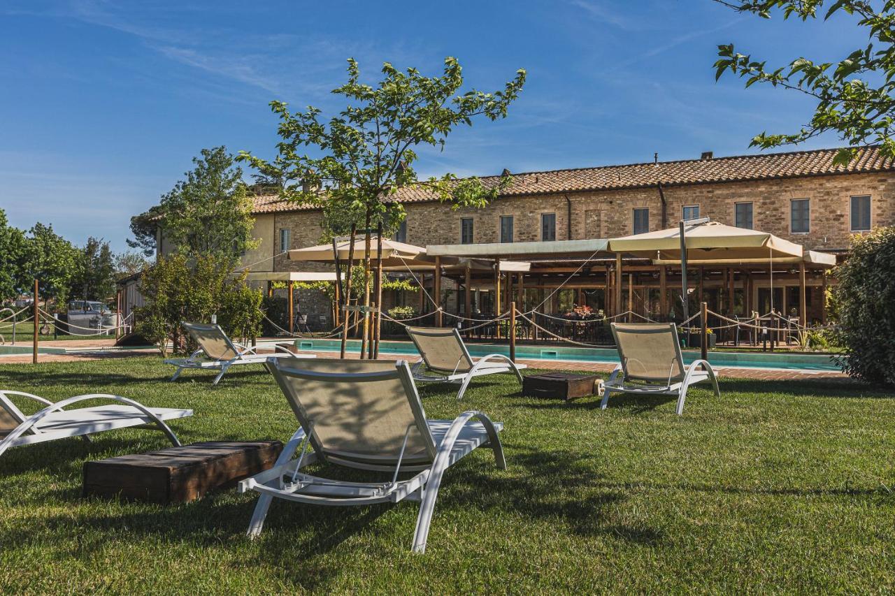 Favorita Food&Wine Resort バスティーア・ウンブラ エクステリア 写真