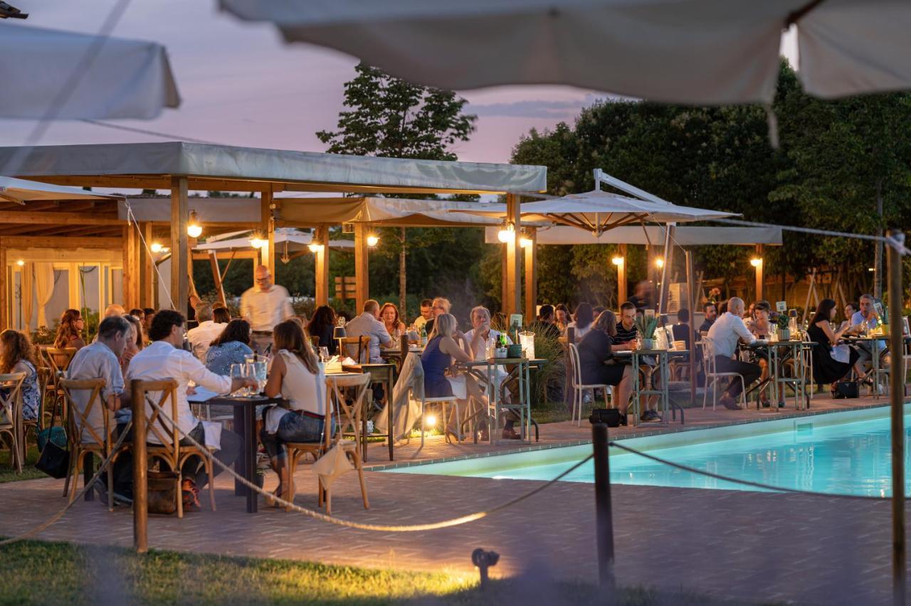 Favorita Food&Wine Resort バスティーア・ウンブラ エクステリア 写真